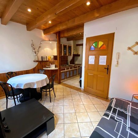 Appartement 4 Pers Plein Centre Ville, Wifi, Balcon Laragne-Monteglin Eksteriør billede